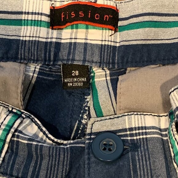Fission Sz 28 Casual Golf Bermuda Short Plaid Blue Green White 24C - Picture 3 of 4